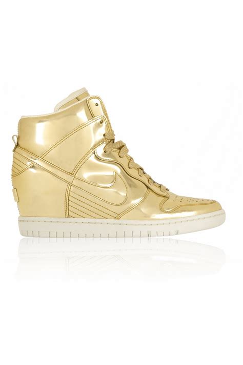 nike dunk sky high schwarz gold|nike sky hi sneaker boots.